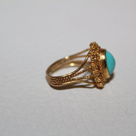 VINTAGE GOLD AND TURQUOISE RING SIZE 5 - Picture 2 of 6